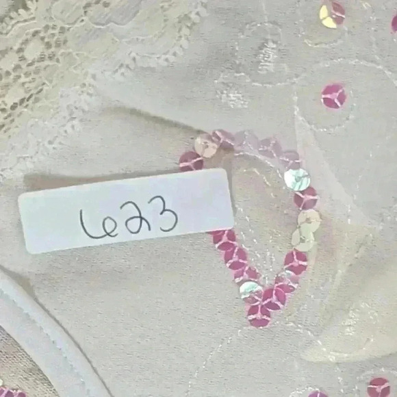 Y2K Women's Size Medium Soulmates Made In The USA white Sequin Halter Top - Picture 11 of 11